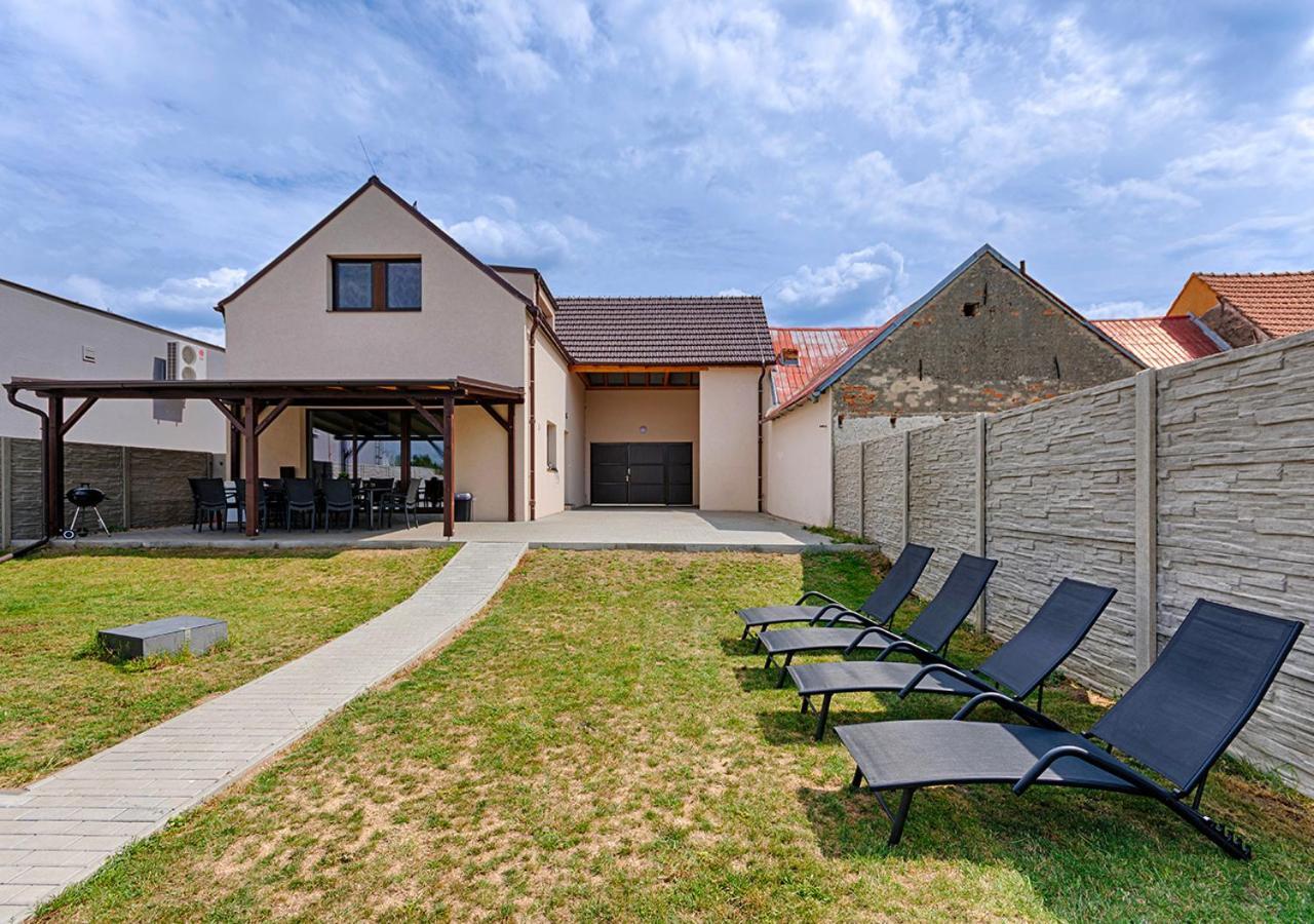 Hakro Brod nad Dyji Exterior foto